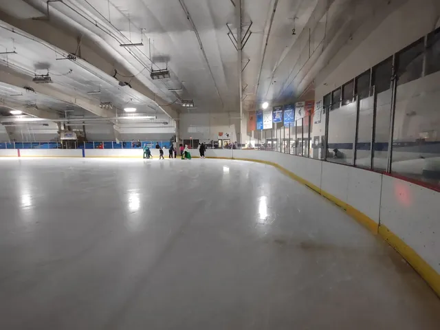 Manitowoc County Ice Center