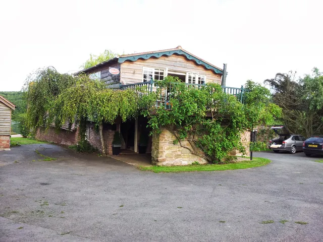 Woodlow Farm Holiday Cottage