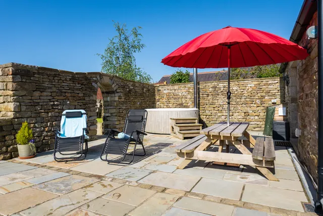 Ewe Time Holiday Barn