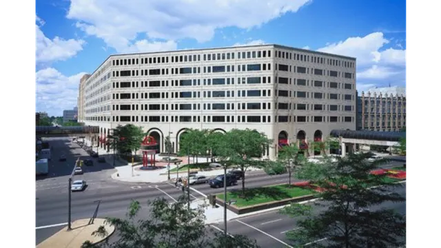 Henry Ford Medical Center - New Center One
