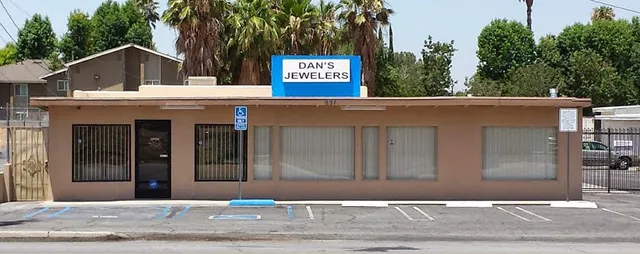 Dan's Jewelers