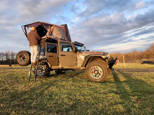 Wolf Den Run State Park
