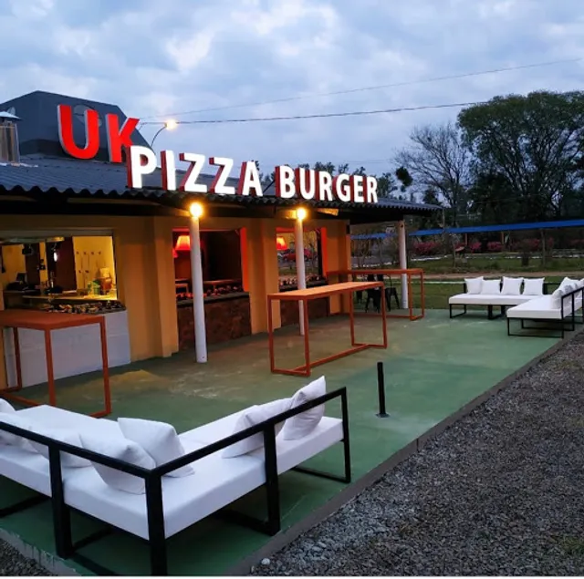 UK Pizza Burger