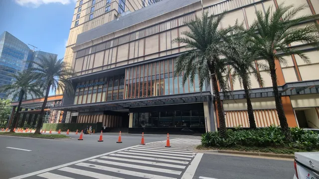 Joya Lofts and Towers