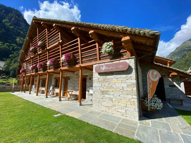 Alagna 2000 di Grober Cristina & C. SAS