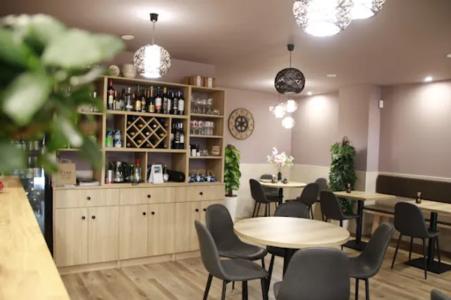 Tanuki Restaurante Japonés