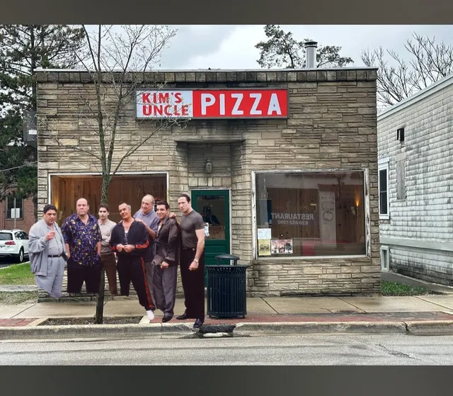 Kim's Uncle Pizza