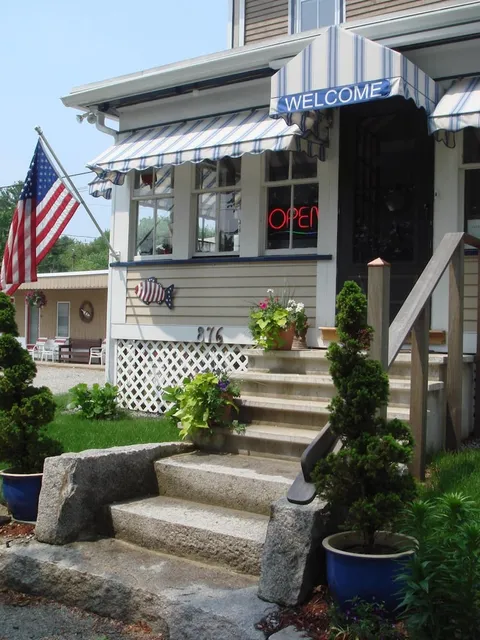 Coast Village Inn and Cottages