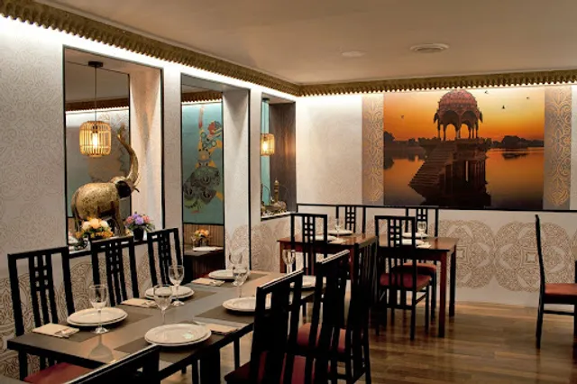 Curry Masala Restaurante Hindú