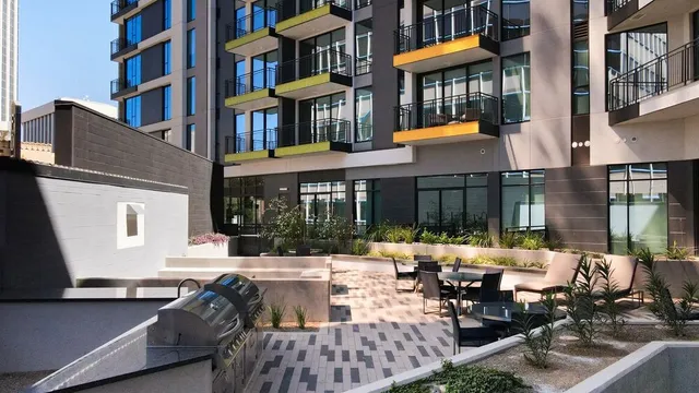 Rendezvous Urban Flats