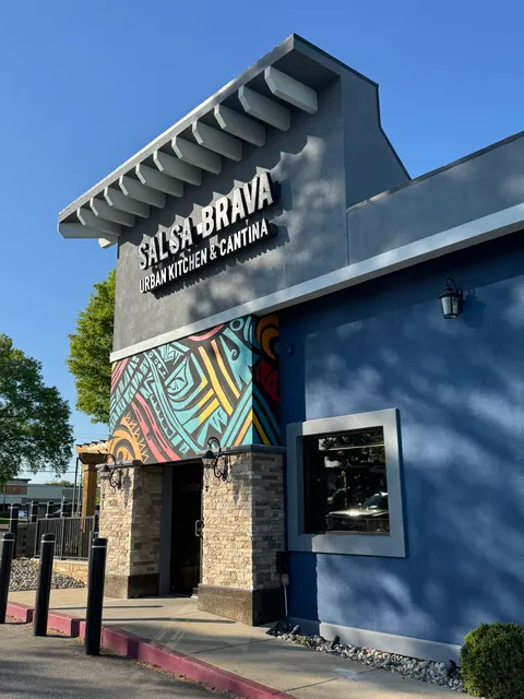 SALSA BRAVA URBAN KITCHEN & CANTINA