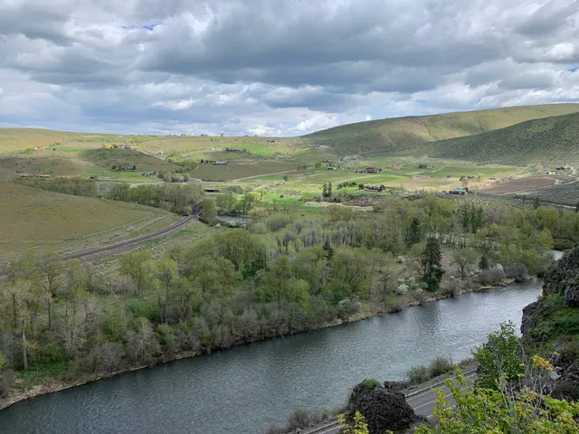 Rattlesnake Dance Ridge Trailhead