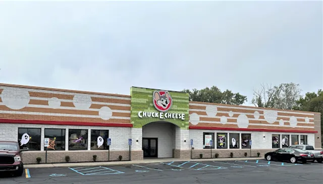 Chuck E. Cheese