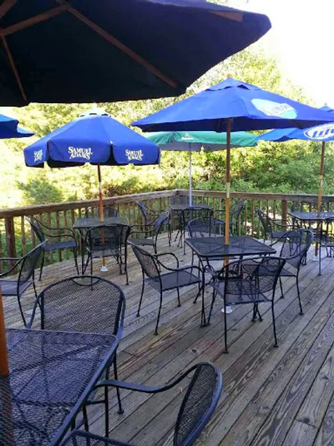 The Bob House And The Reel 'N Tavern