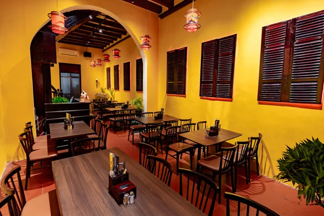 Saffron Indian Restaurant Hanoi