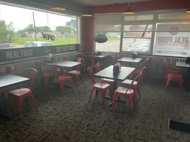 A Guy and a Grill Catering Service