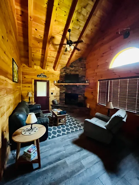 High Bridge Lodge and Cabins