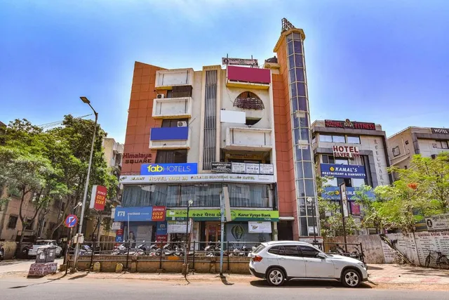 FabHotel Max Inn - Hotel in Naroda, Ahmedabad