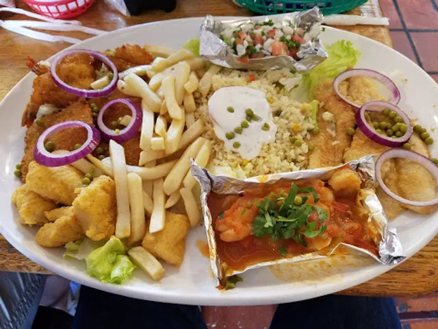 El Amigo Seafood Cockteleria