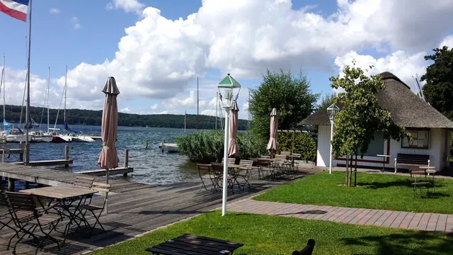 Hotel am See "Römnitzer Mühle"