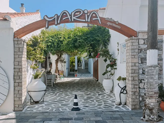 Maria Studios Rooms and Apartments