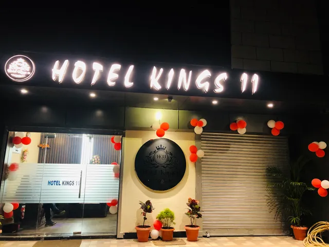 Hotel Kings 11