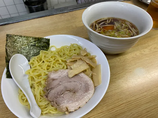 ららららーめんや