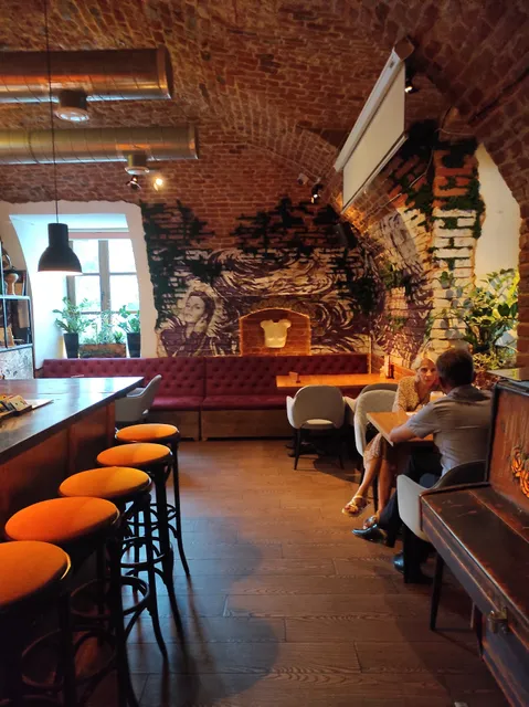 Restobar "Private Practice"