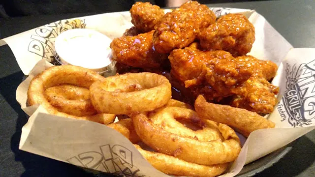 Dick's Wings And Grill Mandarin