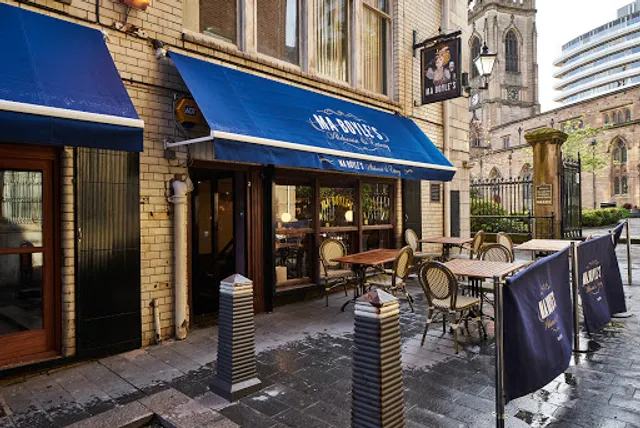 Ma Boyle's Alehouse and Eatery