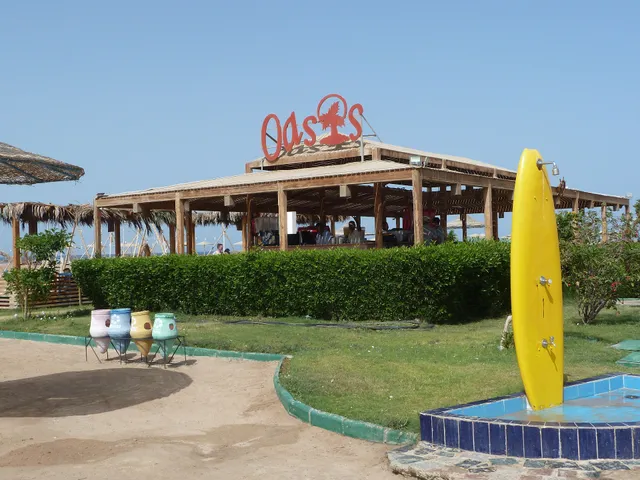 Oasis Bar
