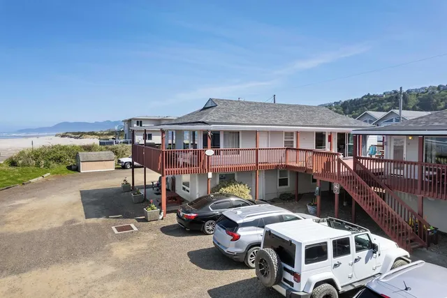 Getaway Oceanfront Lodging