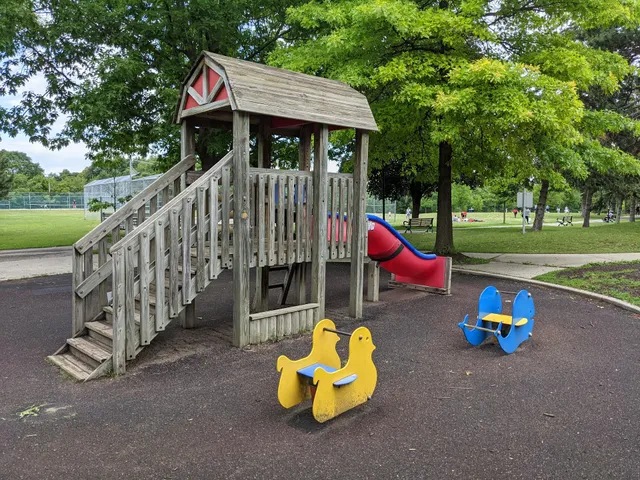Bayview Village Junction Playground and Splashpad