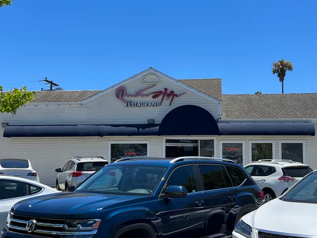 Quán Hợp Restaurant