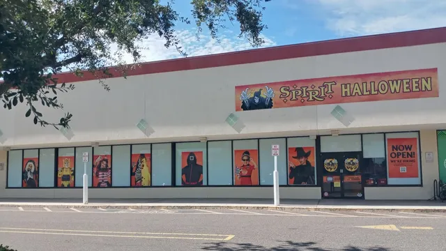 Spirit Halloween