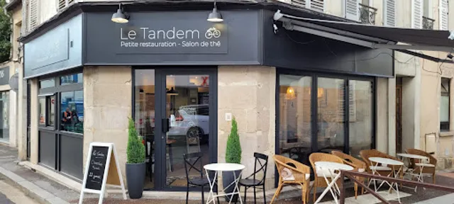 Le Tandem