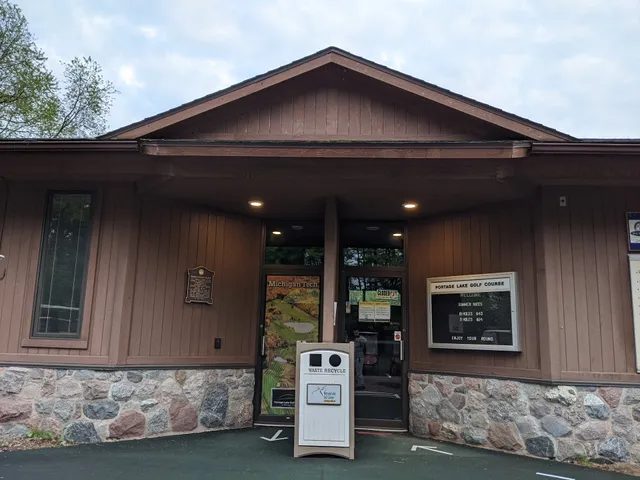 Portage Lake Golf Course