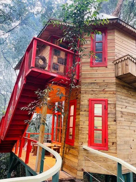 Măng Đen Treehouse Village Resort & Zipline