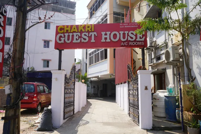Chakri Guest House