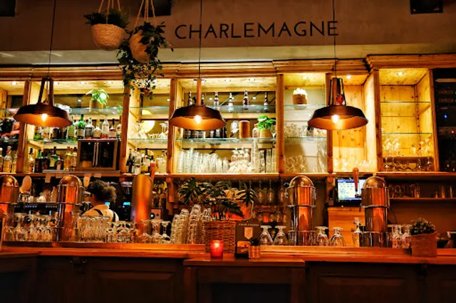 Café Charlemagne
