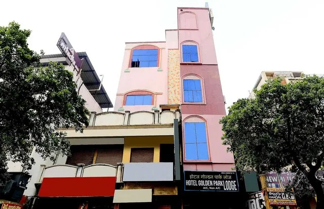 OYO Flagship 77418 Hotel Golden Park