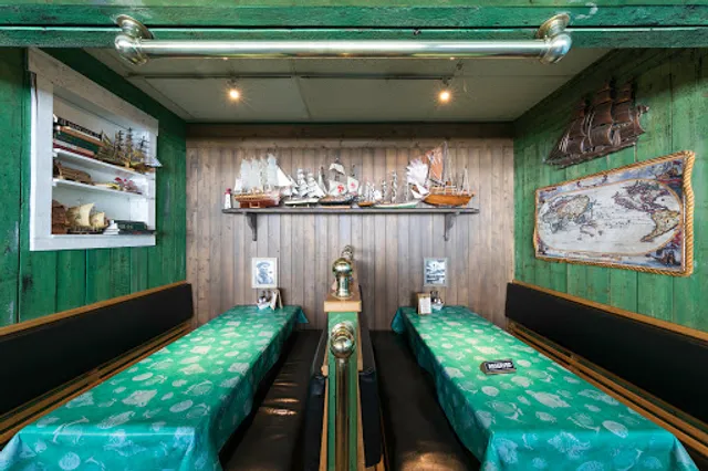 Pelican Pier - Seafood Restaurant & Fish Market