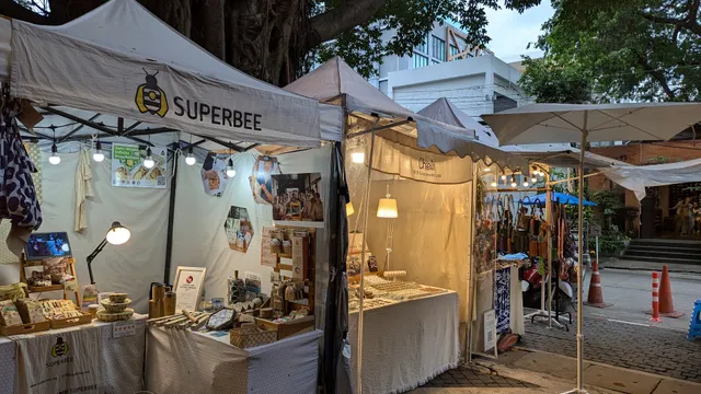 แอ่วกาด Nimman Night Market