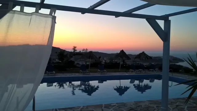 Hotel Apartments Bellevue Village