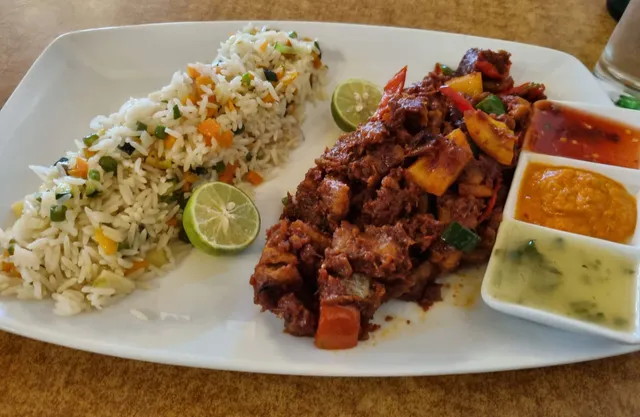 BeEmnet Restaurant | Lancha | በእምነት ሬስቶራንት | ላንቻ