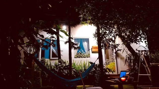 Cung Đàn Xưa Cafe & Homestay