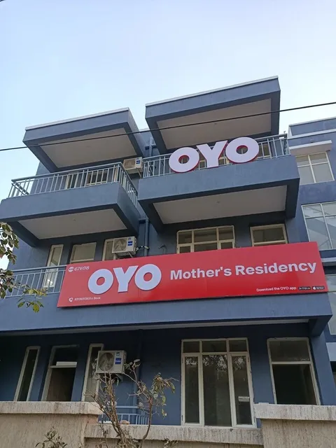 OYO Mother's Residency Near Inox Gurgaon Dreamz