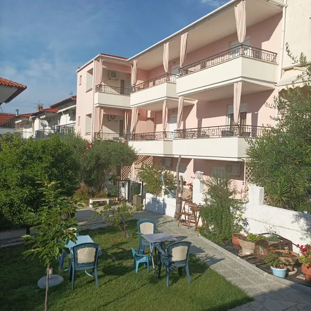 Filomeni Studios (Φιλομένη Σκουλούδη)