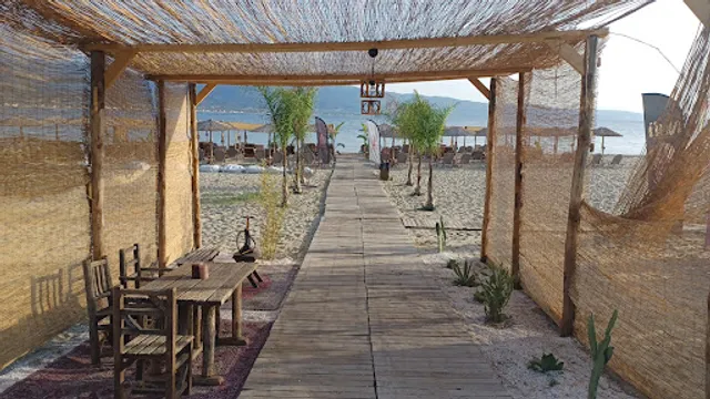 ILIOS seaside loungeBar