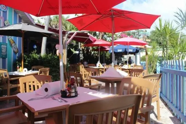 RC Otter's Island Eats